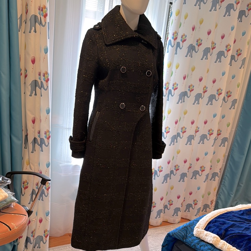 Elegant Black Double-Breasted Coat